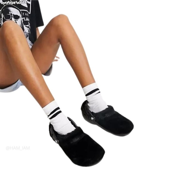 CROCS Fur Sure Clogs Black Faux Fur Lined Classic Casual Size 4M/6W Unisex - Picture 6 of 16